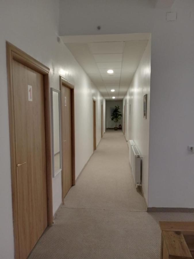 Hunedoara Sport Confort Hotel Екстериор снимка