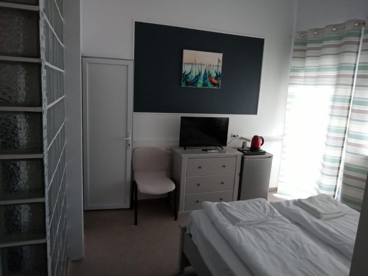 Hunedoara Sport Confort Hotel Екстериор снимка